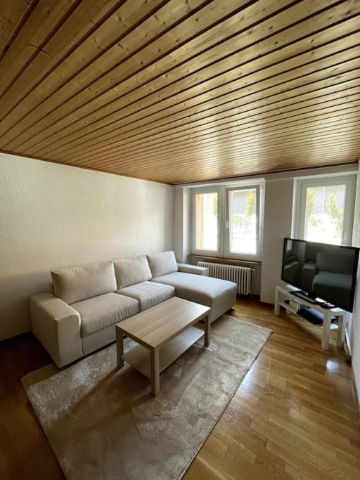 Appartement Avec Love Room Payerne Extérieur photo